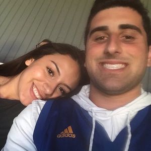 Meet your Posher, Yanni